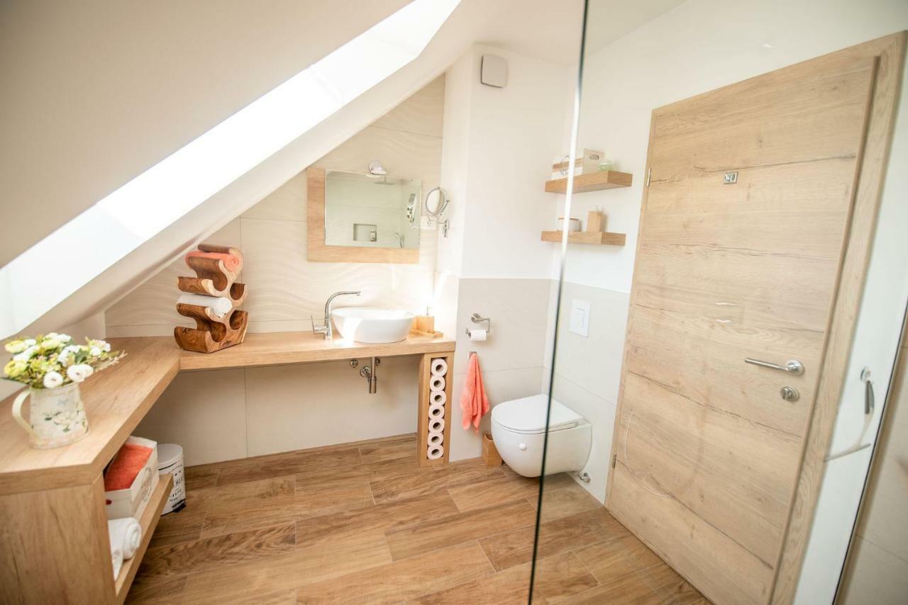 Apartmaji Urska Laško Exteriér fotografie